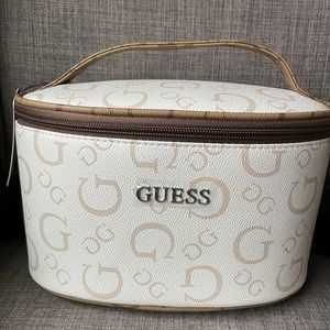 Cosmetic bag GUESS